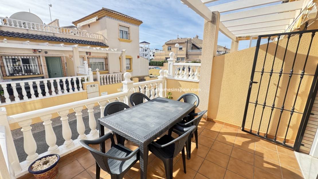 Revente - Semi - Detached Villa - Villamartin