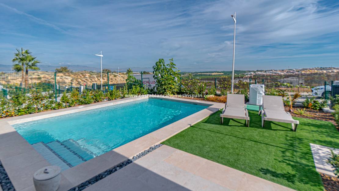 Revente - villa - Algorfa - La Finca