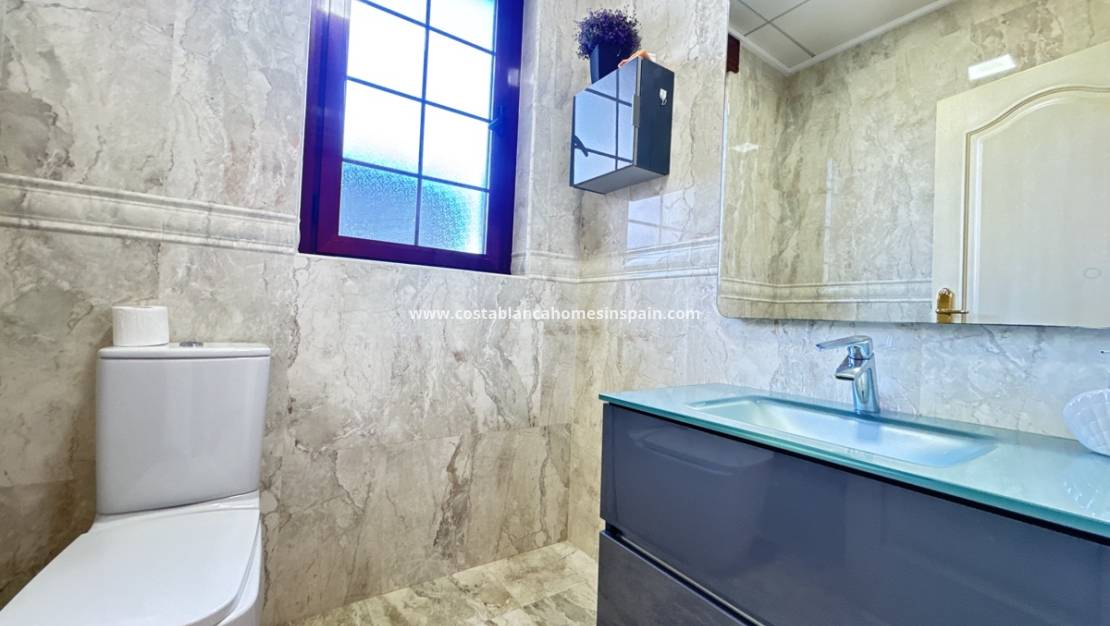 Revente - villa - Cabo Roig