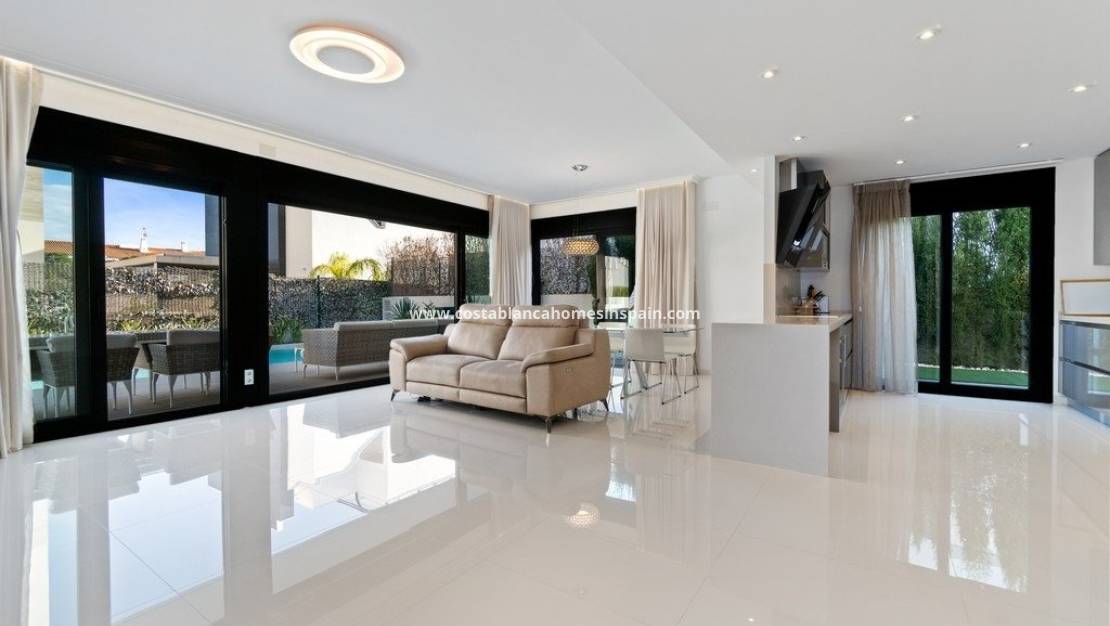 Revente - villa - Campoamor