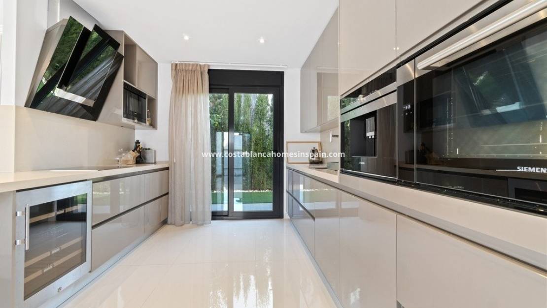 Revente - villa - Campoamor