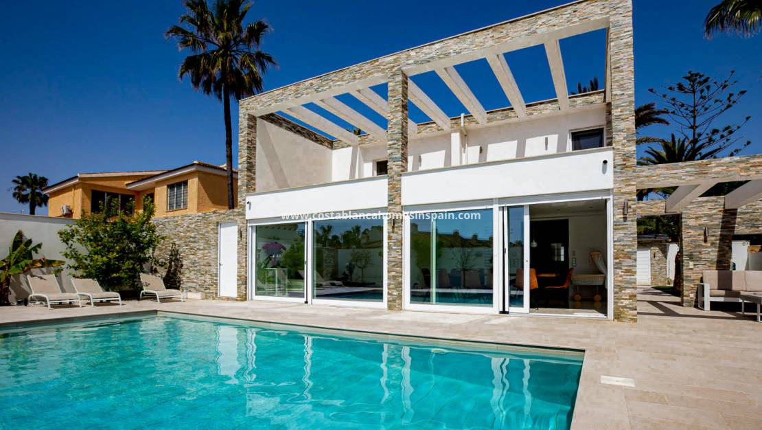 Revente - villa - La Zenia