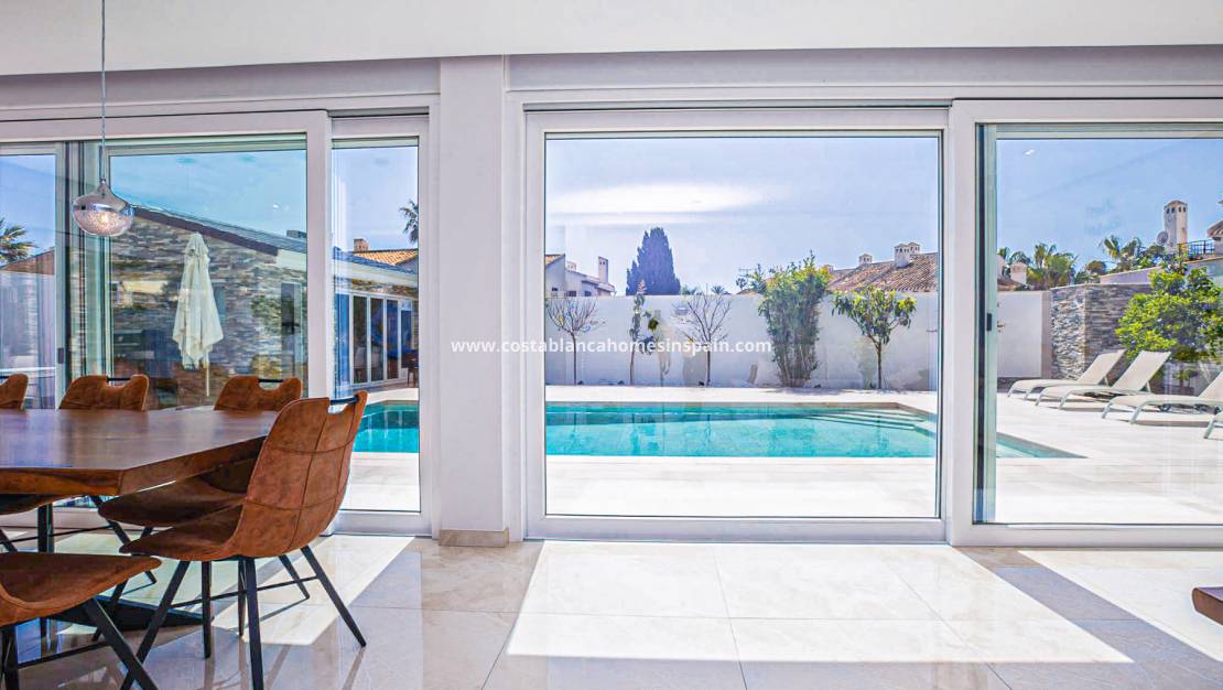 Revente - villa - La Zenia