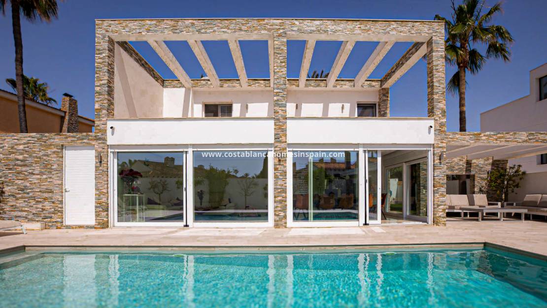 Revente - villa - La Zenia