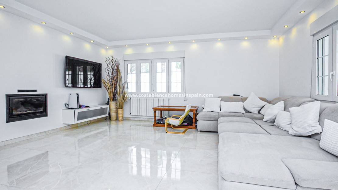 Revente - villa - La Zenia