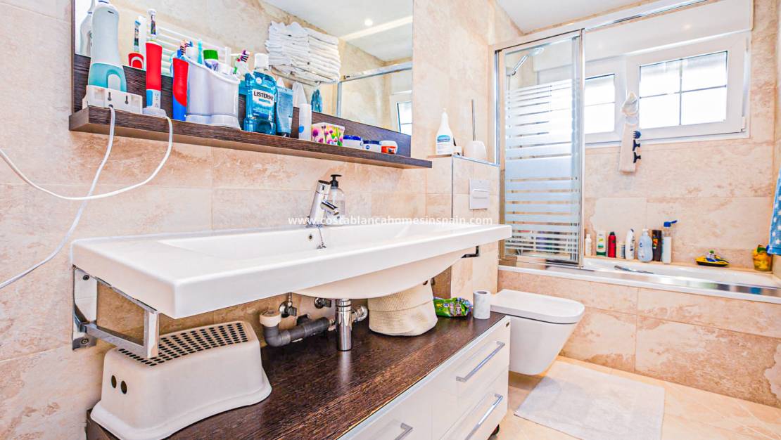 Revente - villa - La Zenia