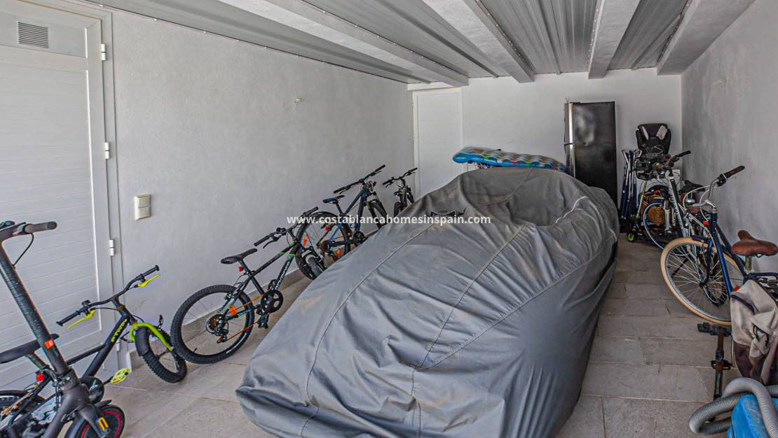 Revente - villa - La Zenia