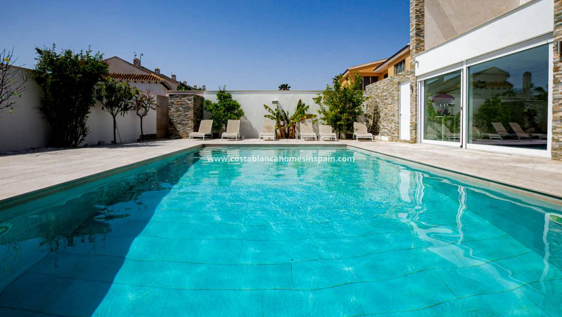 Revente - villa - La Zenia