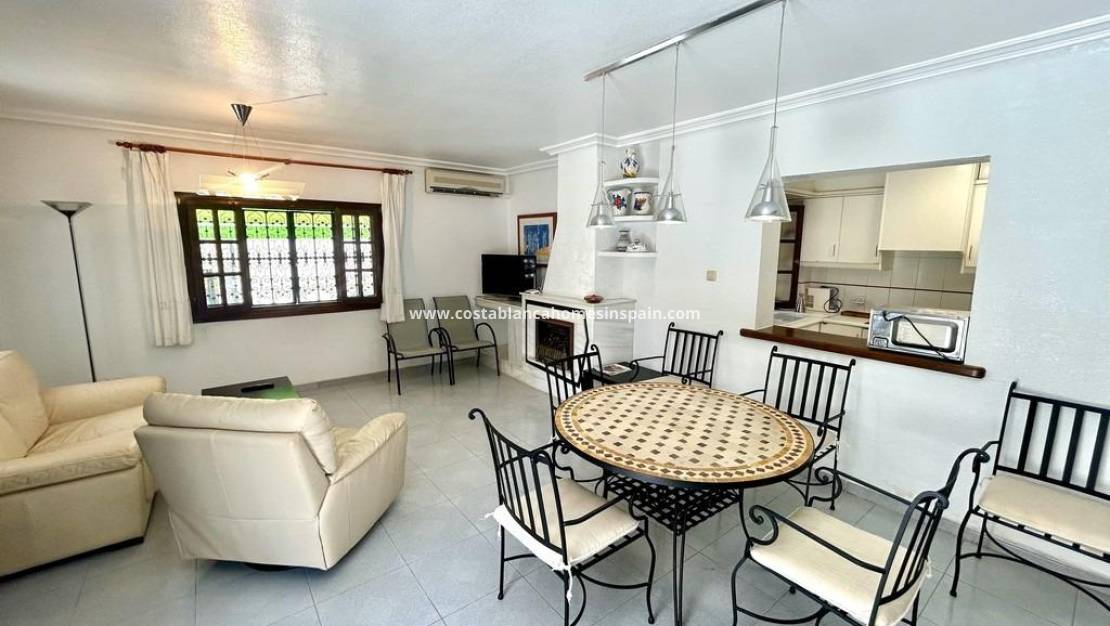 Revente - villa - Orihuela Costa - La Zenia