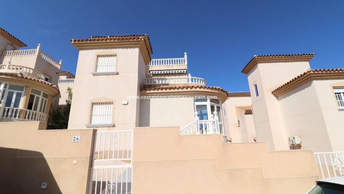 Revente - Villa - Orihuela Costa - Villamartin