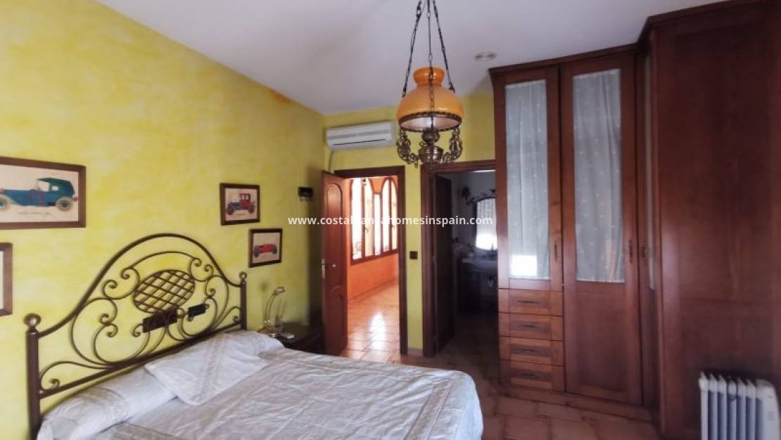 Revente - villa - Orihuela