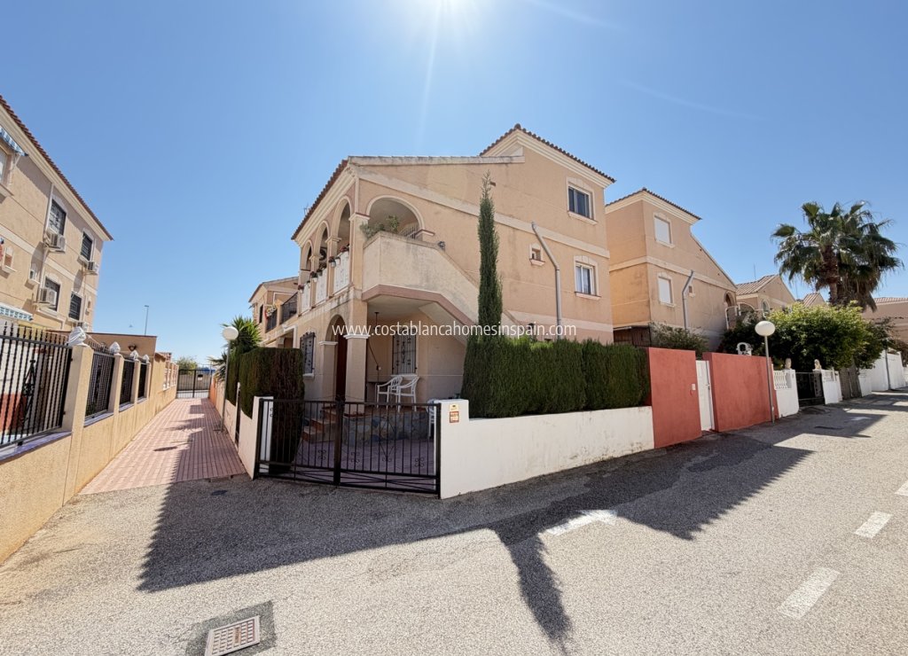 Sale - Apartment - La Zenia