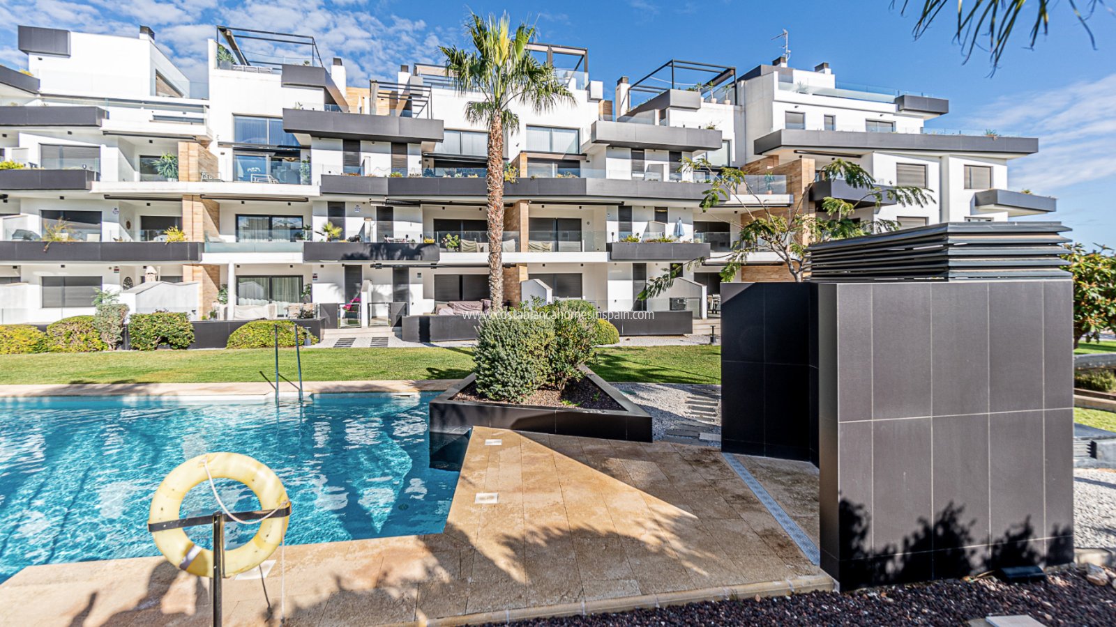 Sale - Apartment - Los Dolses