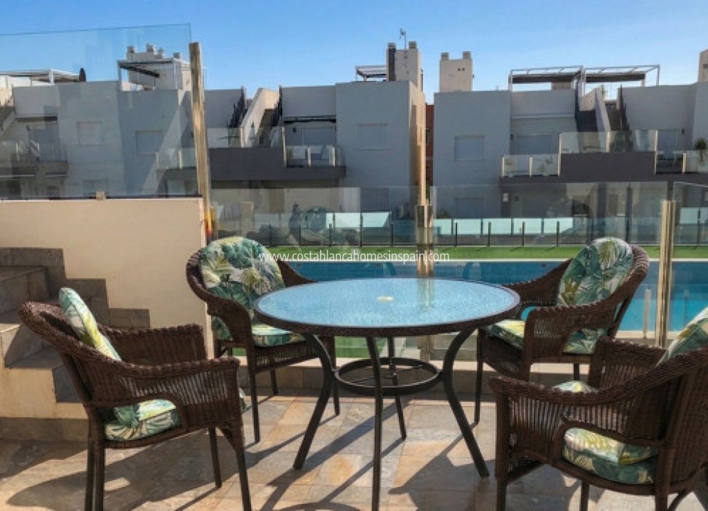 Sale - Apartment - Torrevieja - Aguas Nuevas