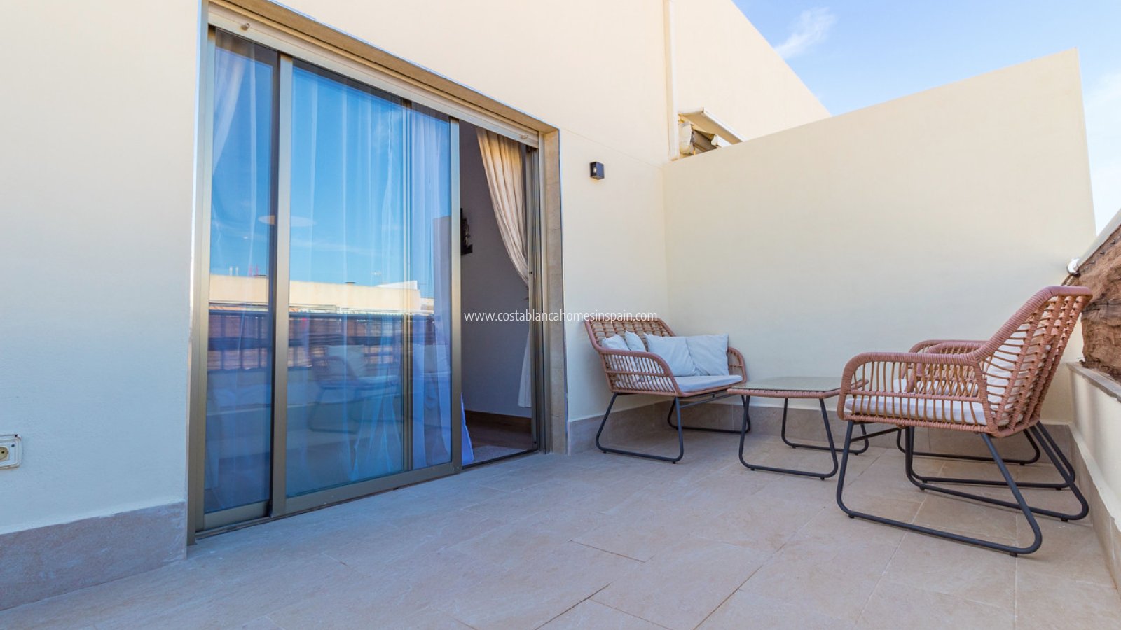 Sale - Apartment - Torrevieja - Beach