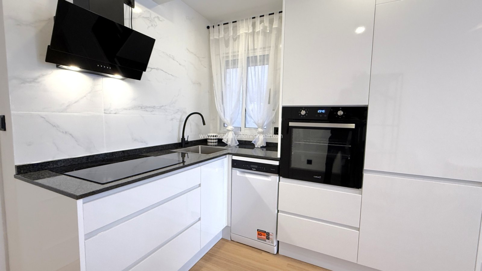 Sale - Apartment - Torrevieja - Costa Blanca