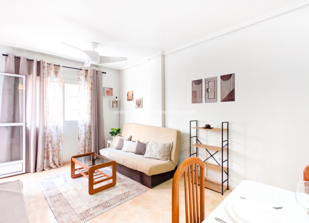 Sale - Apartment - Torrevieja - Parque las naciones