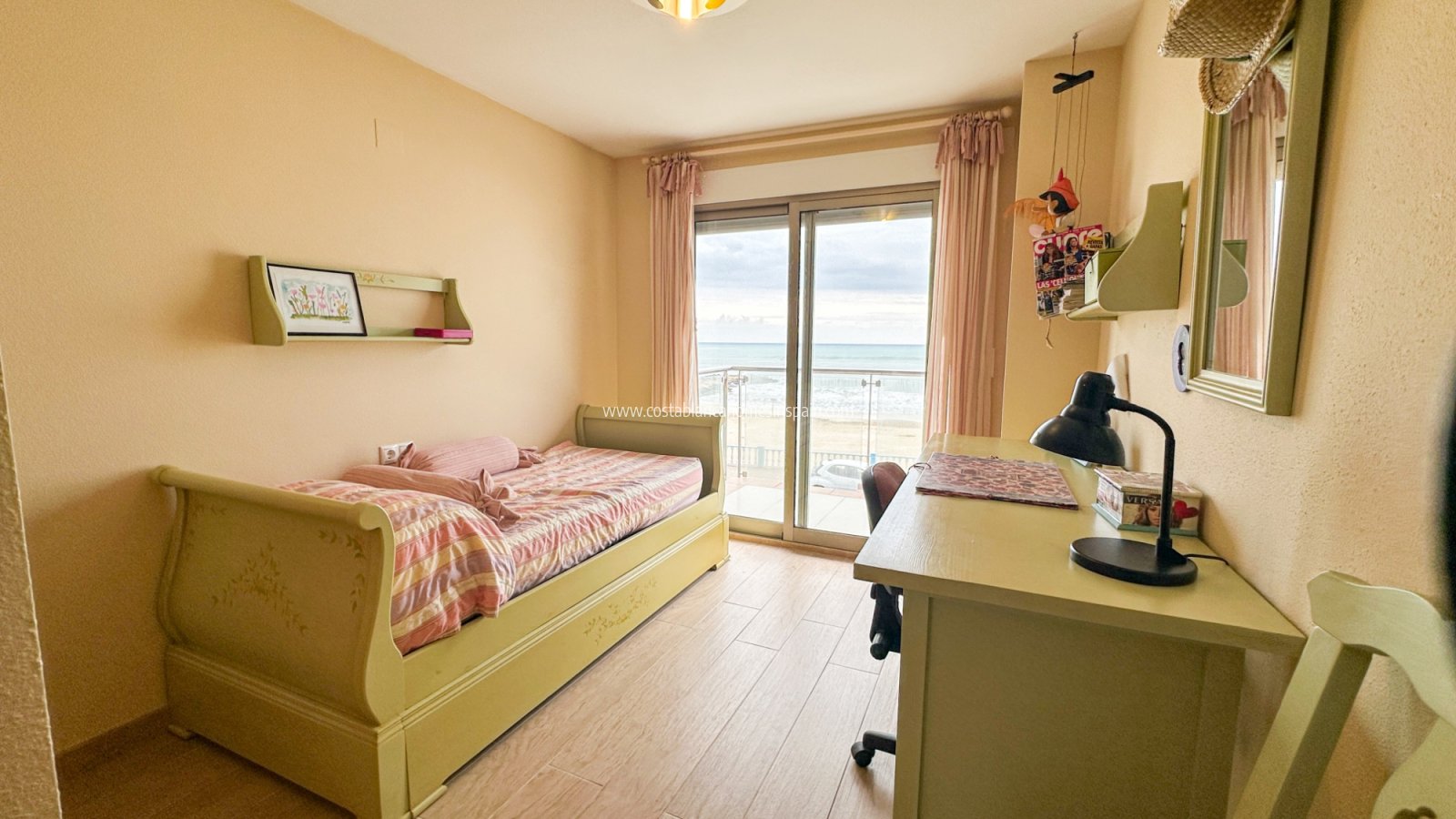 Sale - Apartment - Torrevieja - Playa de los Locos