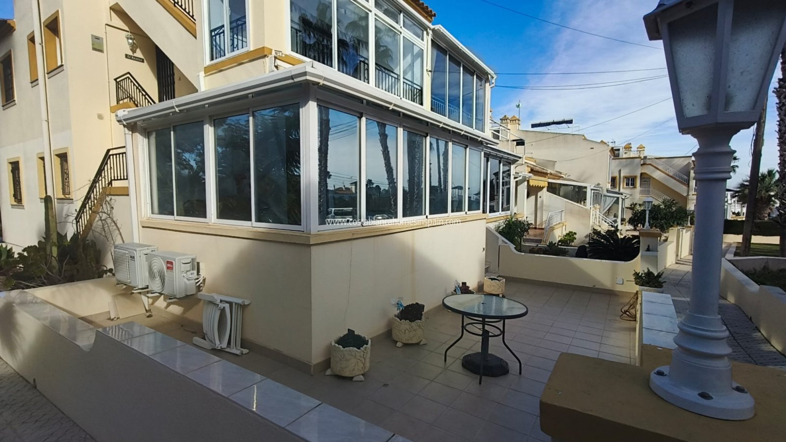 Sale - Apartment - Villamartin - Costa Blanca South