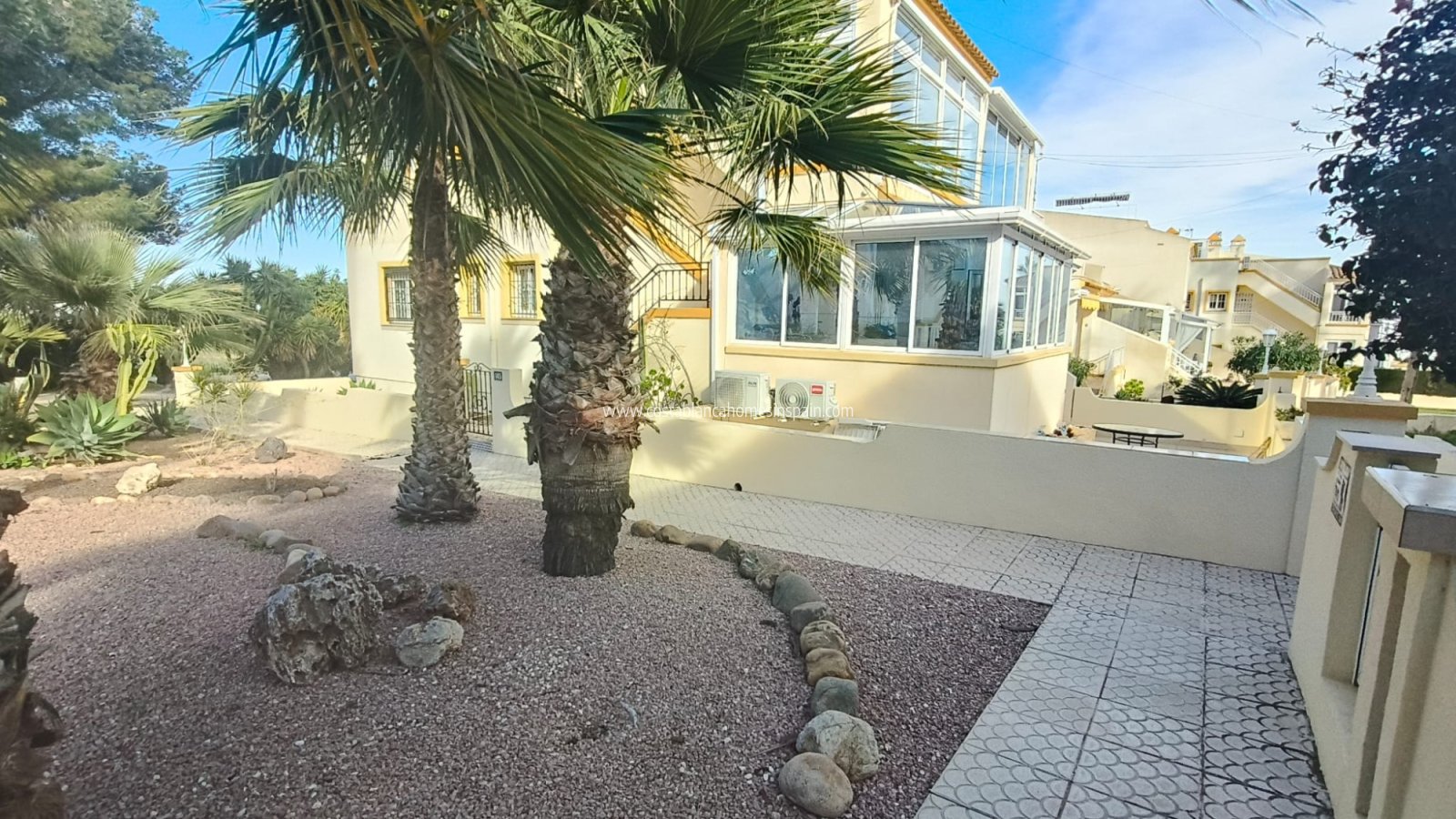 Sale - Apartment - Villamartin - Costa Blanca South