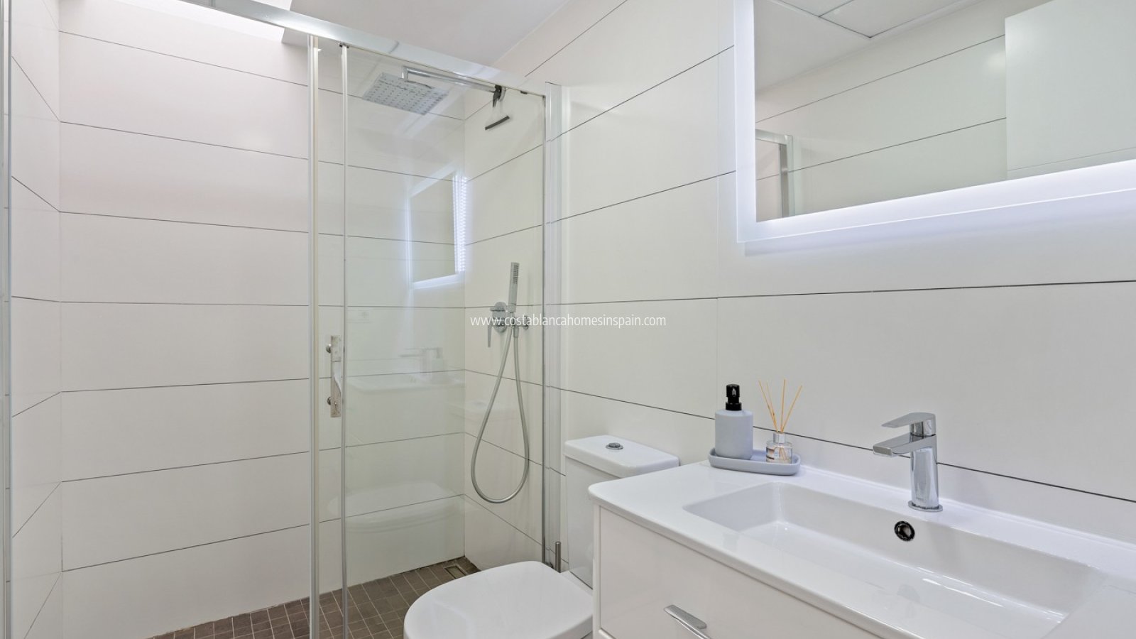 Sale - Apartment - Villamartin