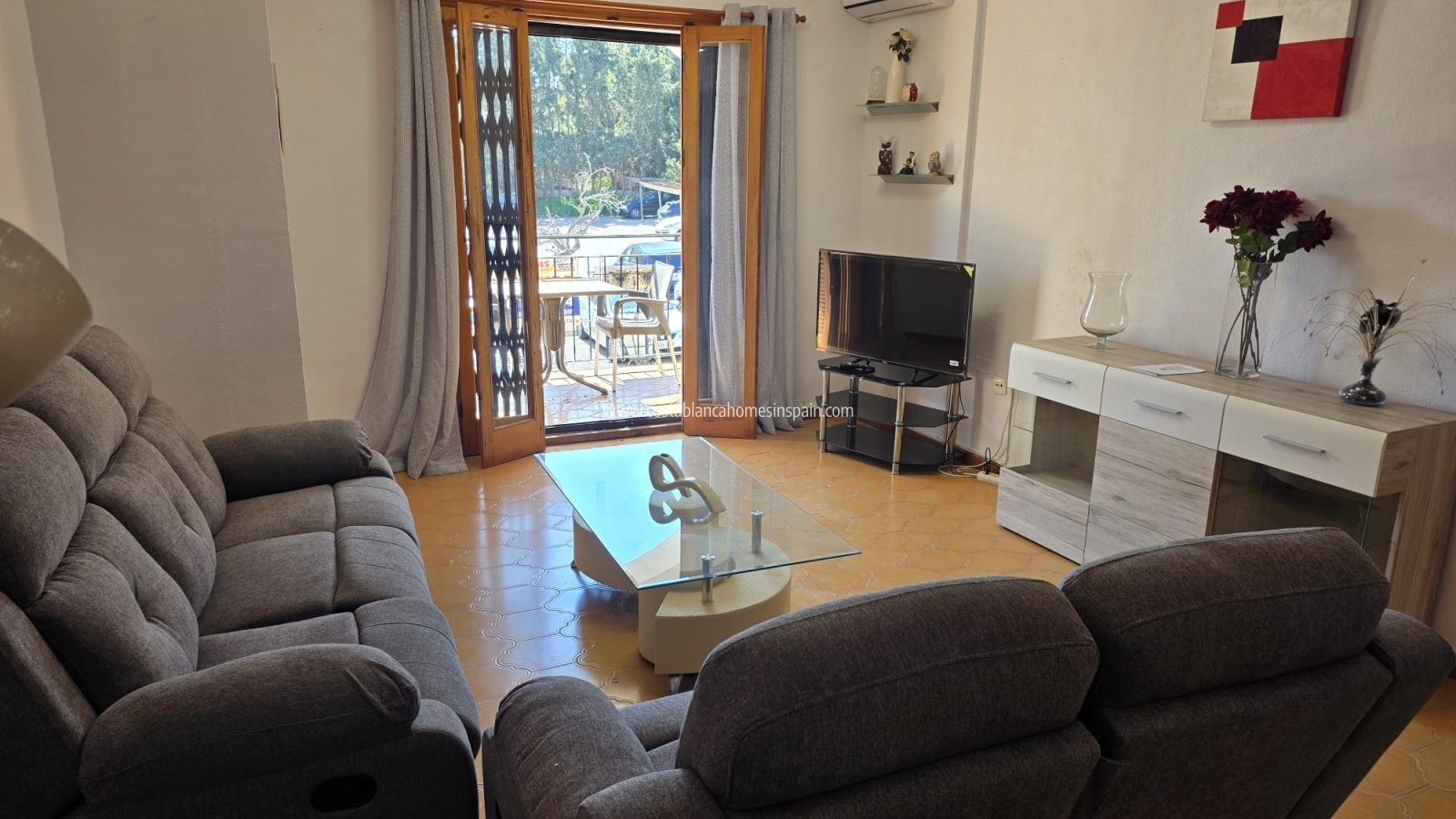 Sale - Apartment - Villamartin