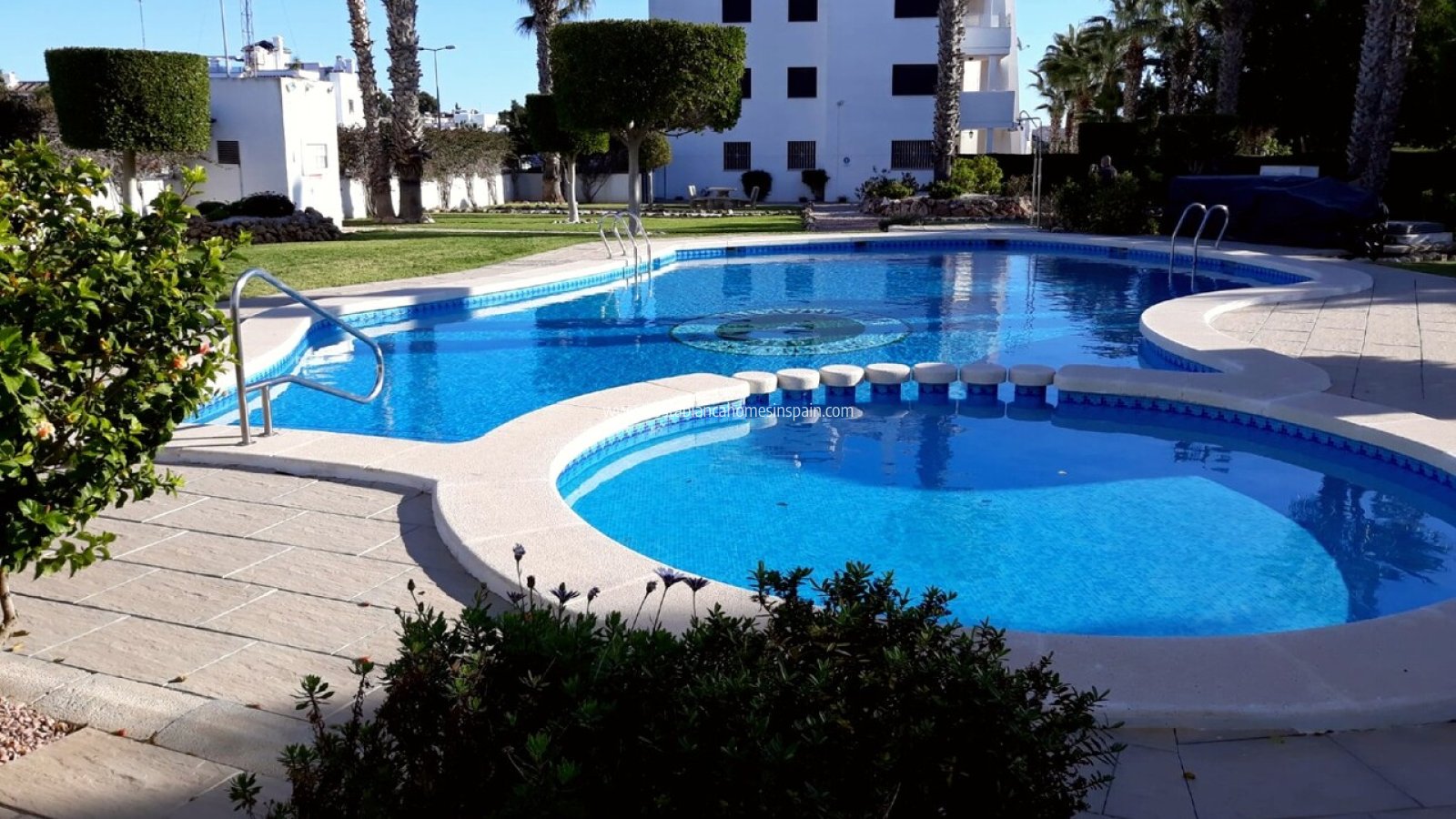 Sale - Apartment - Villamartin