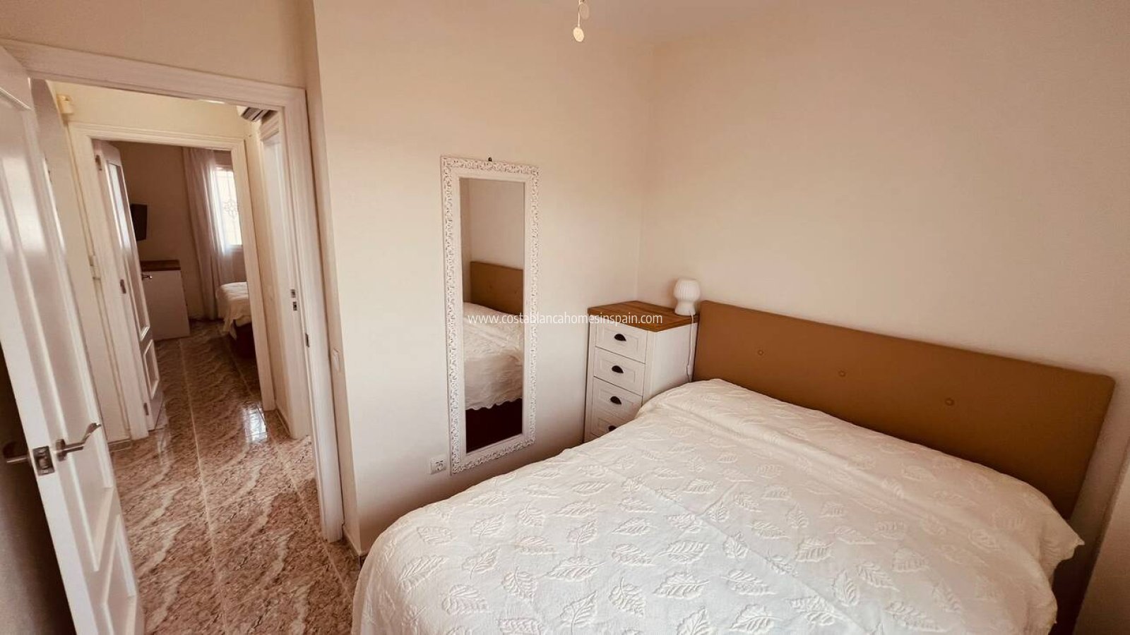 Sale - Apartment - Villamartin