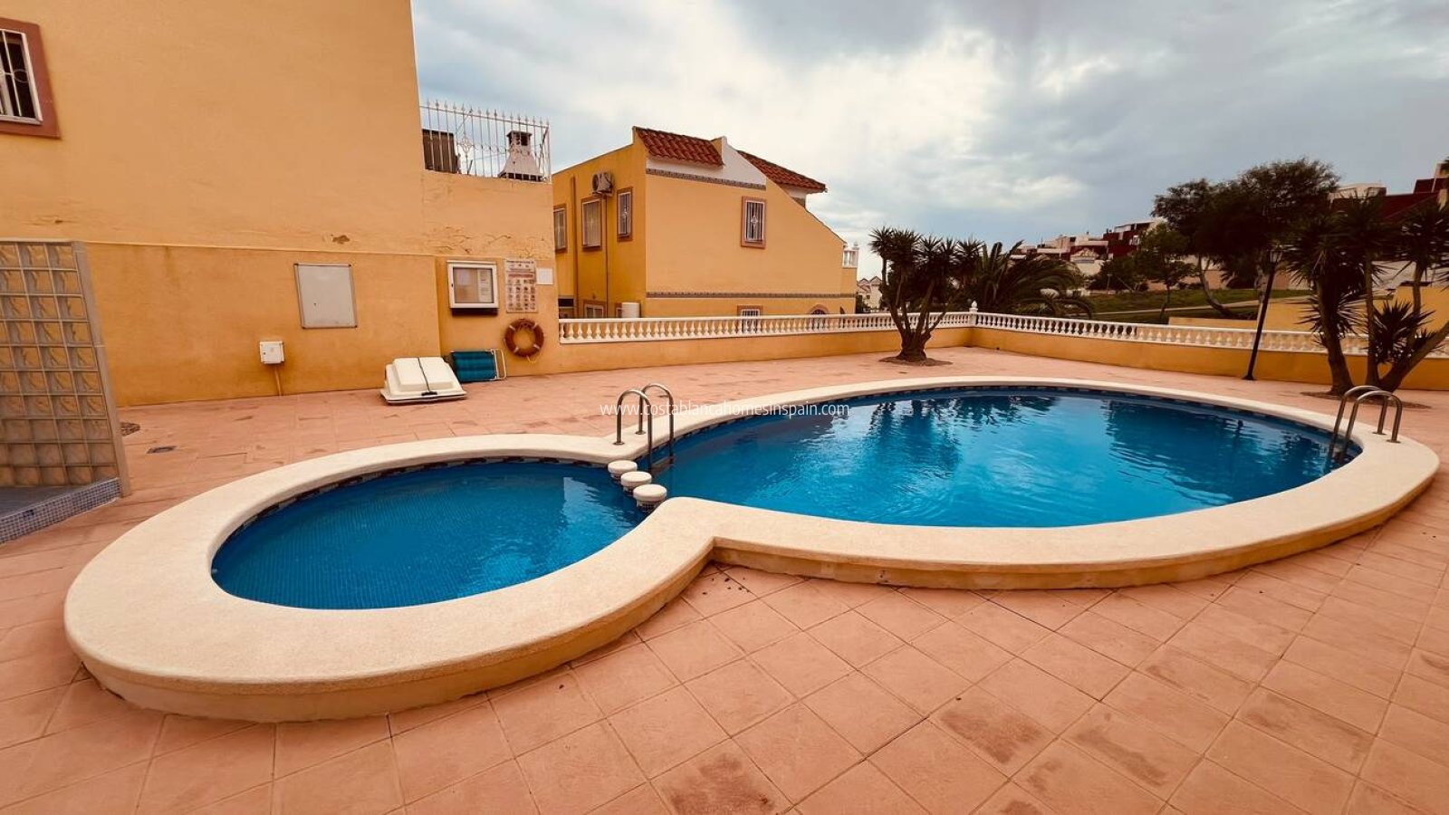 Sale - Apartment - Villamartin