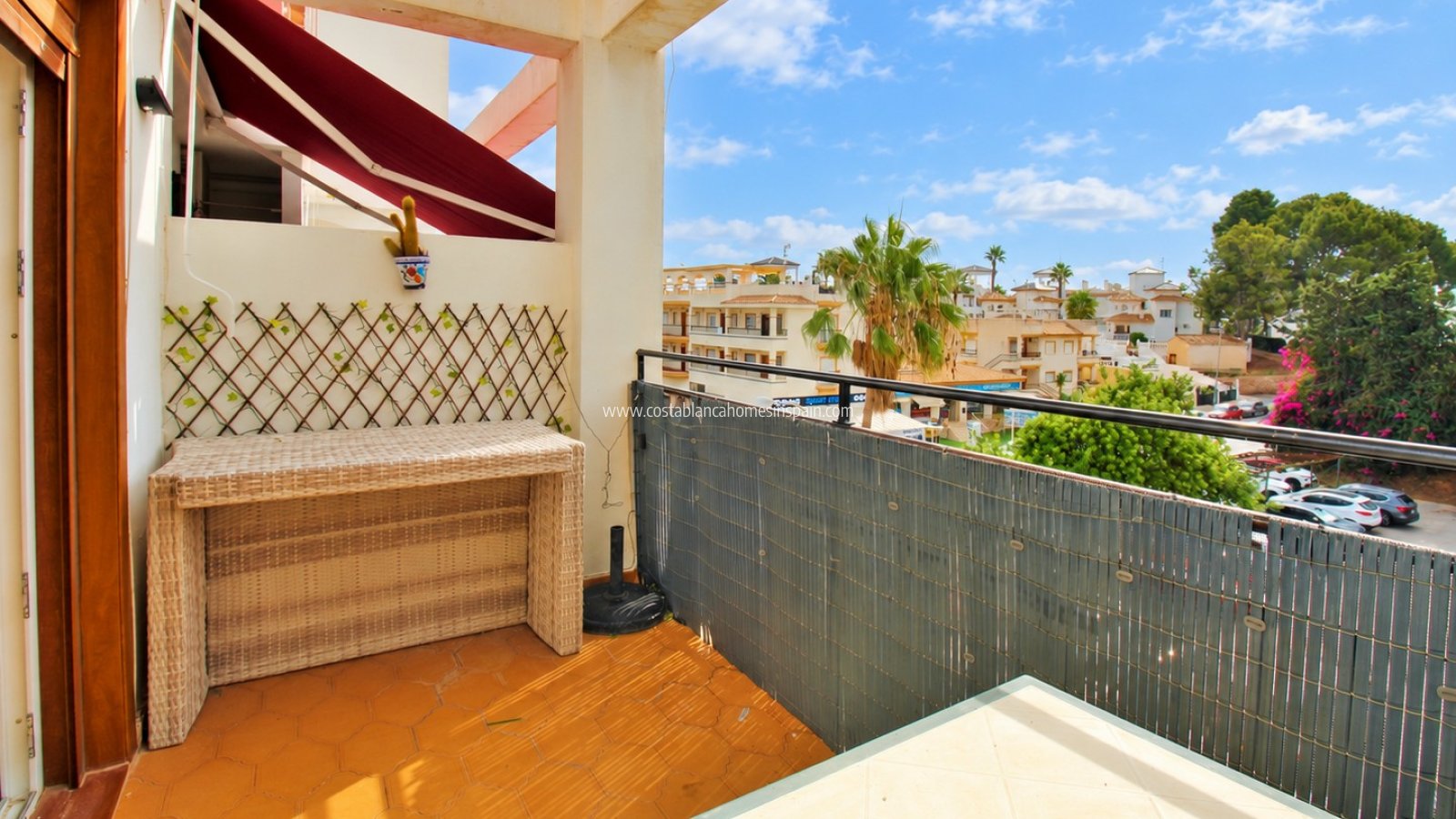 Sale - Apartment - Villamartin