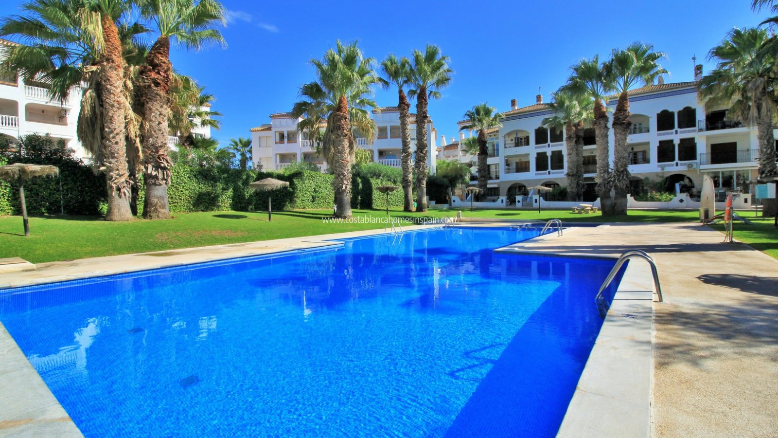 Sale - Apartment - Villamartin