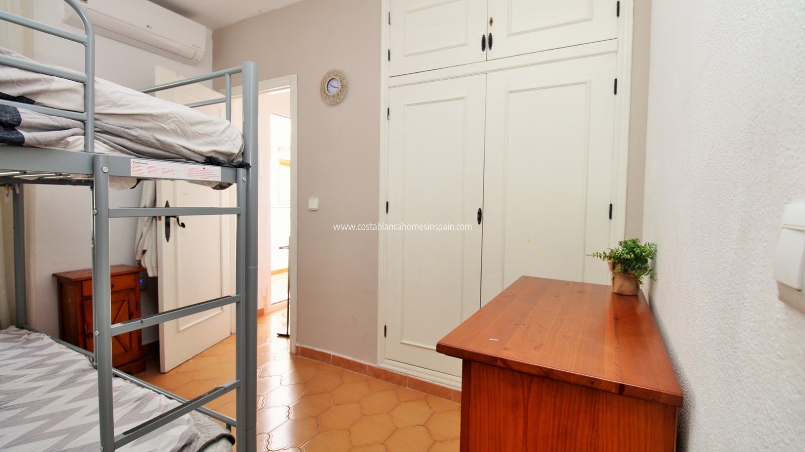 Sale - Apartment - Villamartin