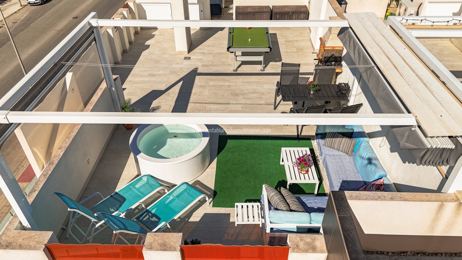 Sale - Bungalow - Los Altos