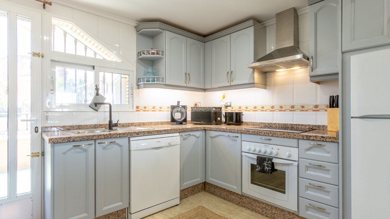 Sale - Bungalow - Orihuela - Villamartin