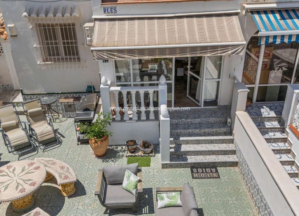 Sale - Bungalow - Torrevieja - Lago jardin