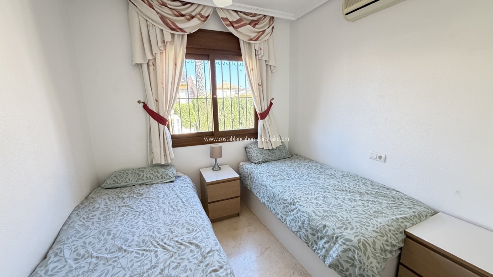 Sale - Bungalow - Villamartin