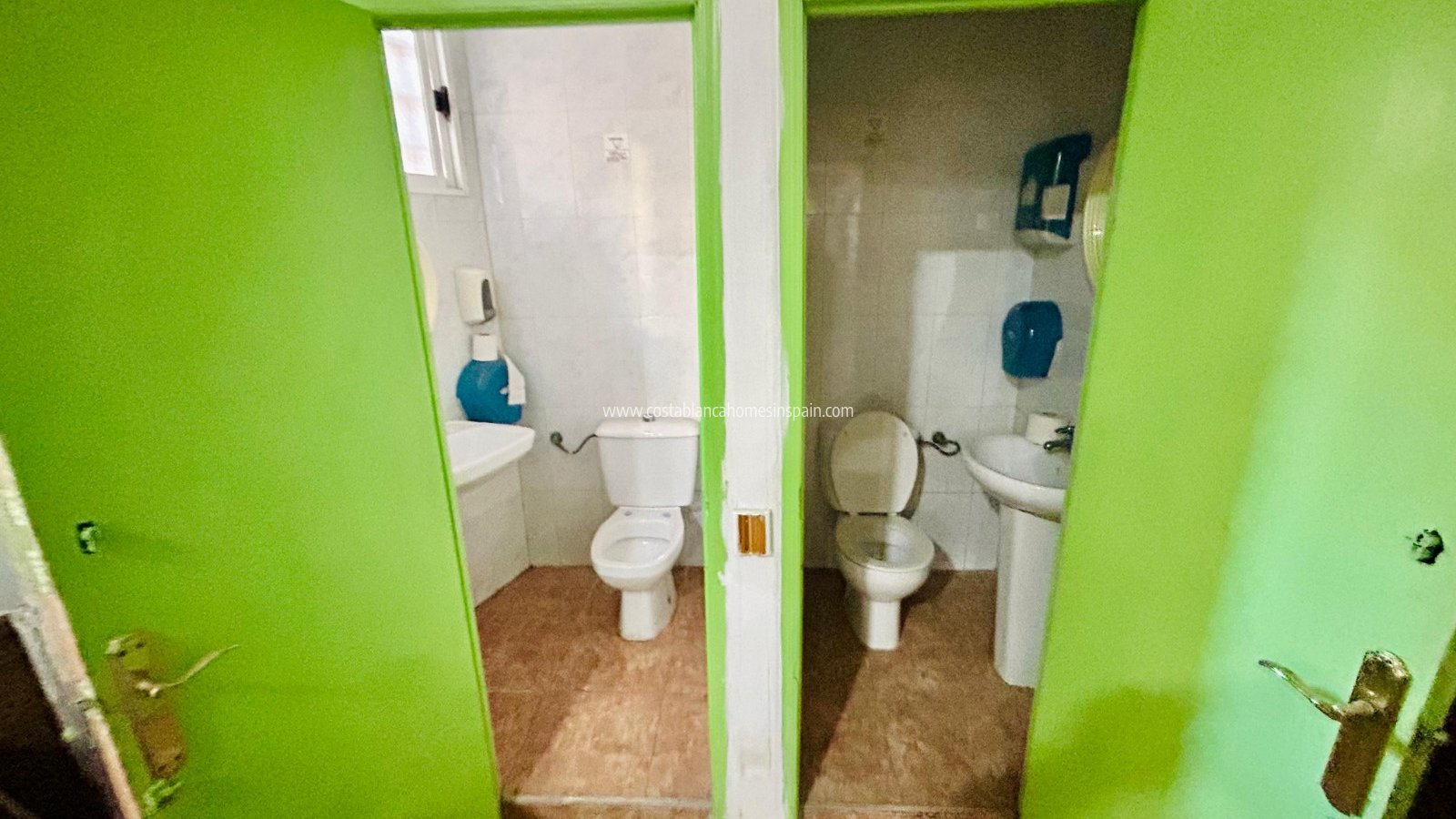 Sale - Commercial - Torrevieja - Center Torrevieja