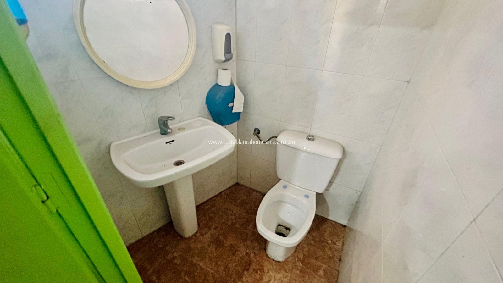 Sale - Commercial - Torrevieja - Center Torrevieja