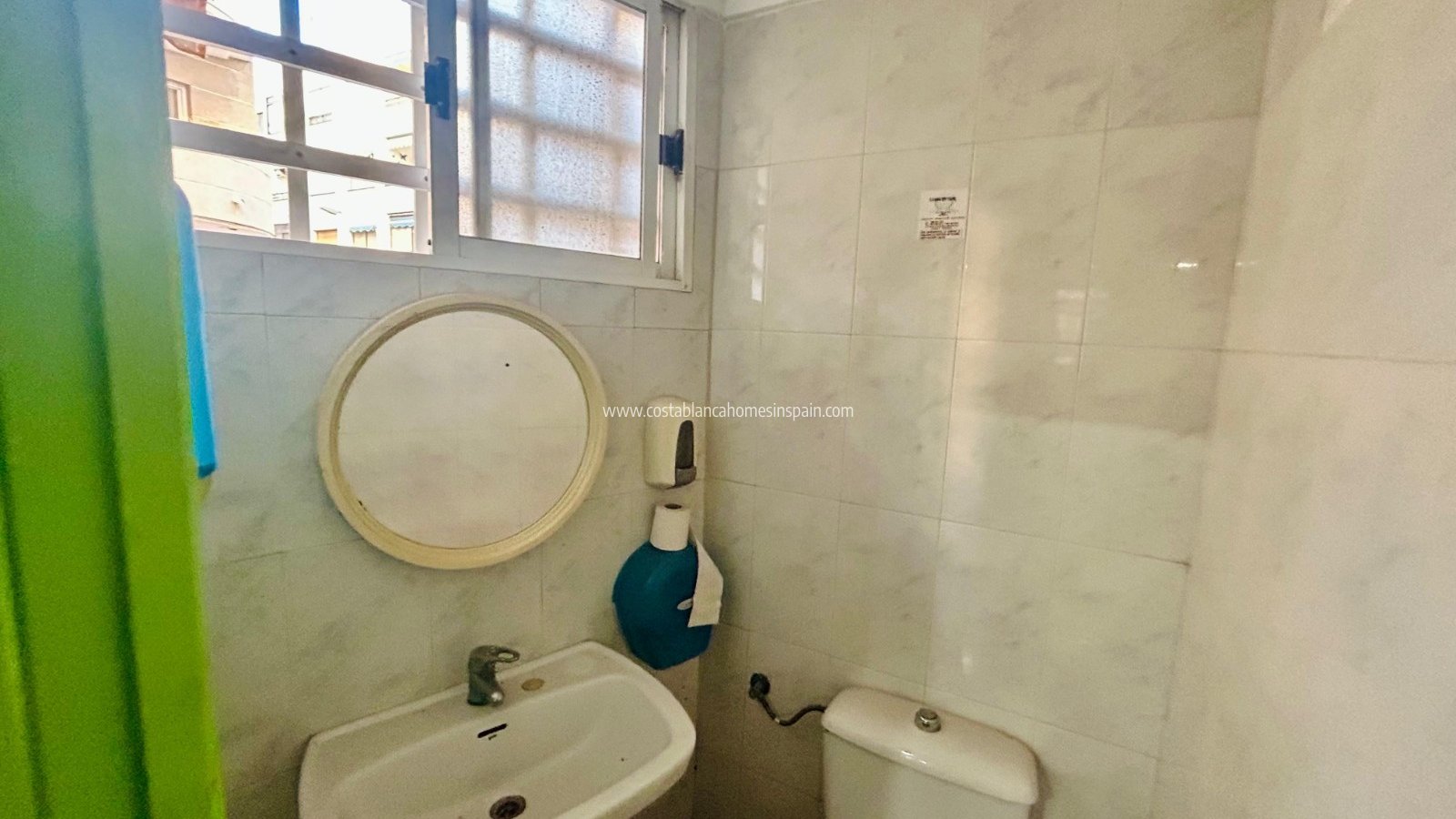 Sale - Commercial - Torrevieja - Center Torrevieja