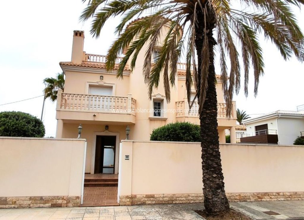 Sale - Detached Villa - Cabo Roig