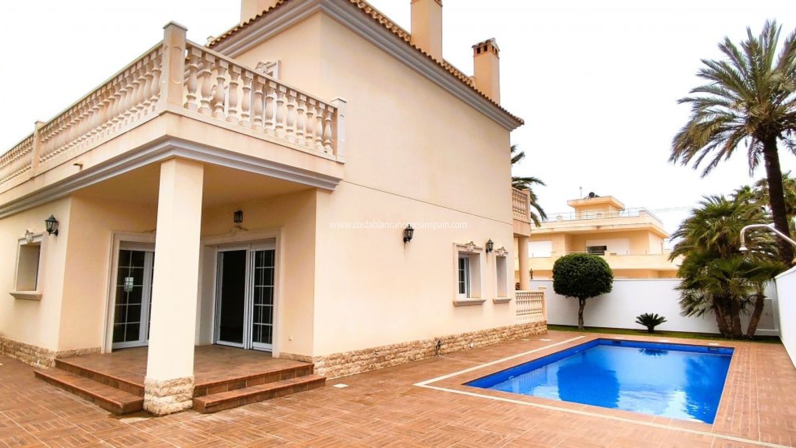Sale - Detached Villa - Cabo Roig