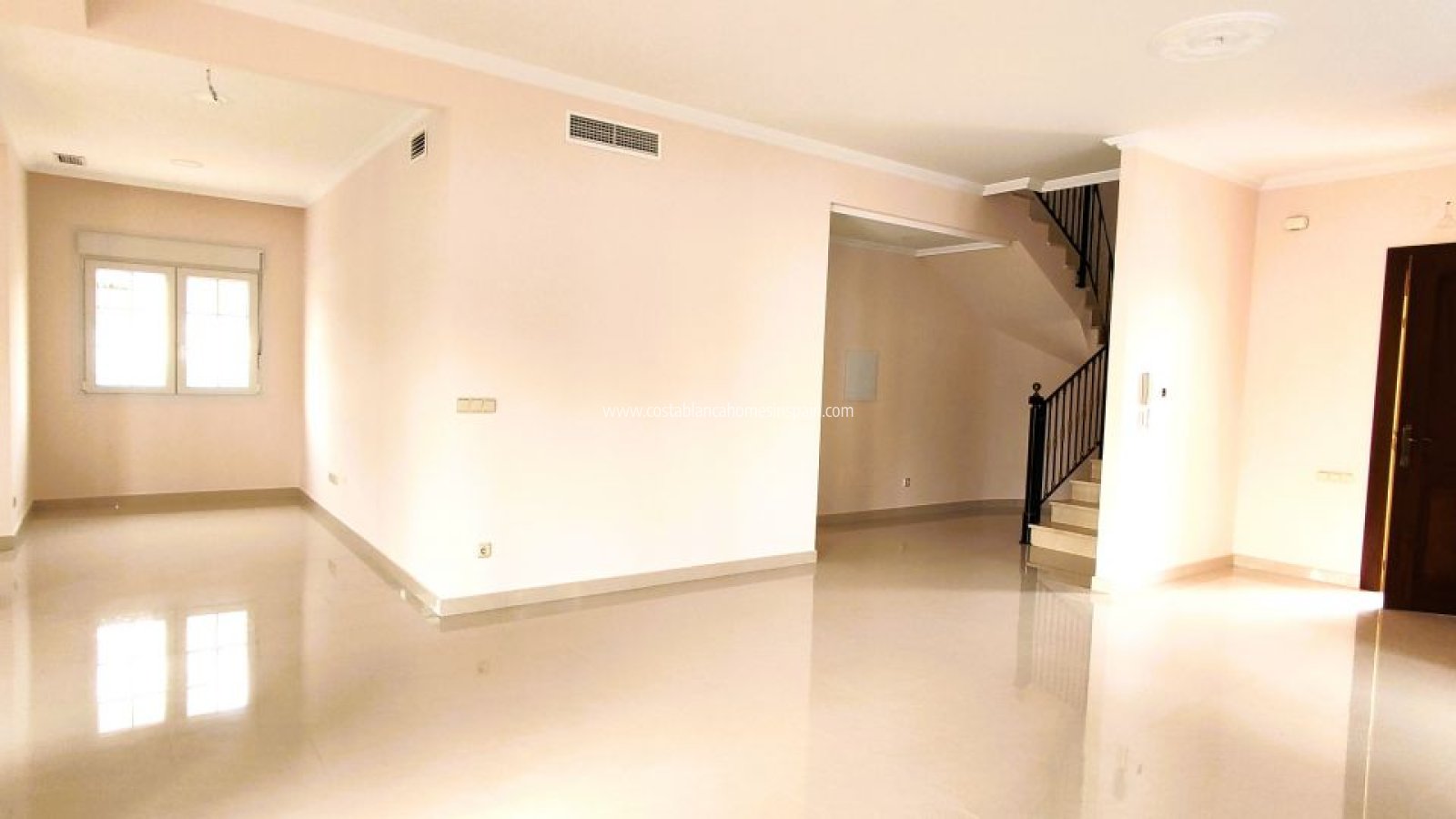 Sale - Detached Villa - Cabo Roig