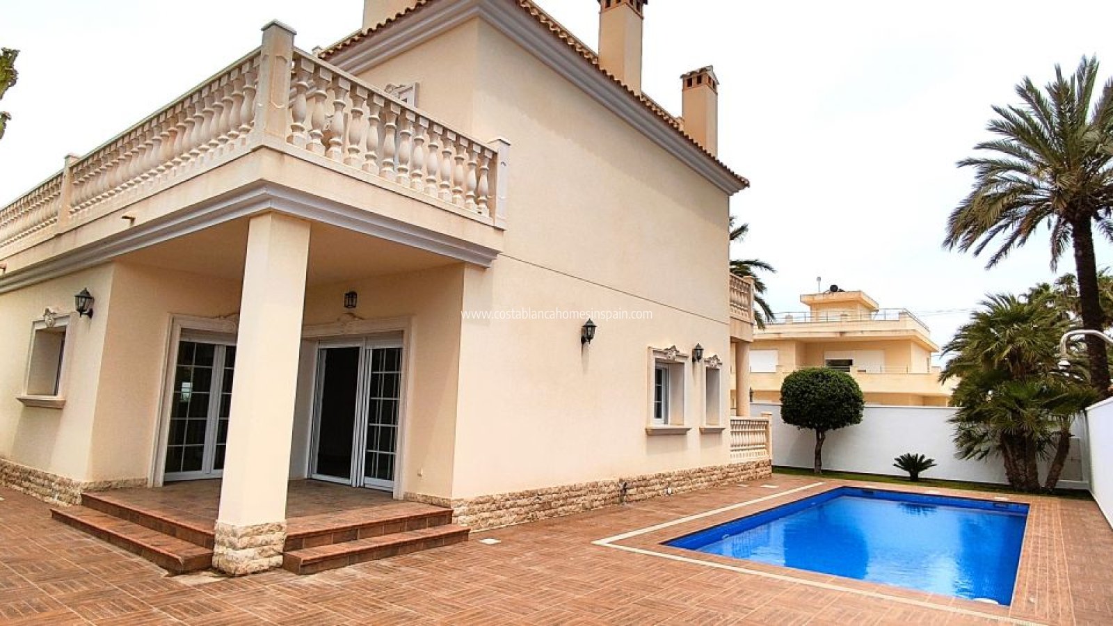 Sale - Detached Villa - Cabo Roig