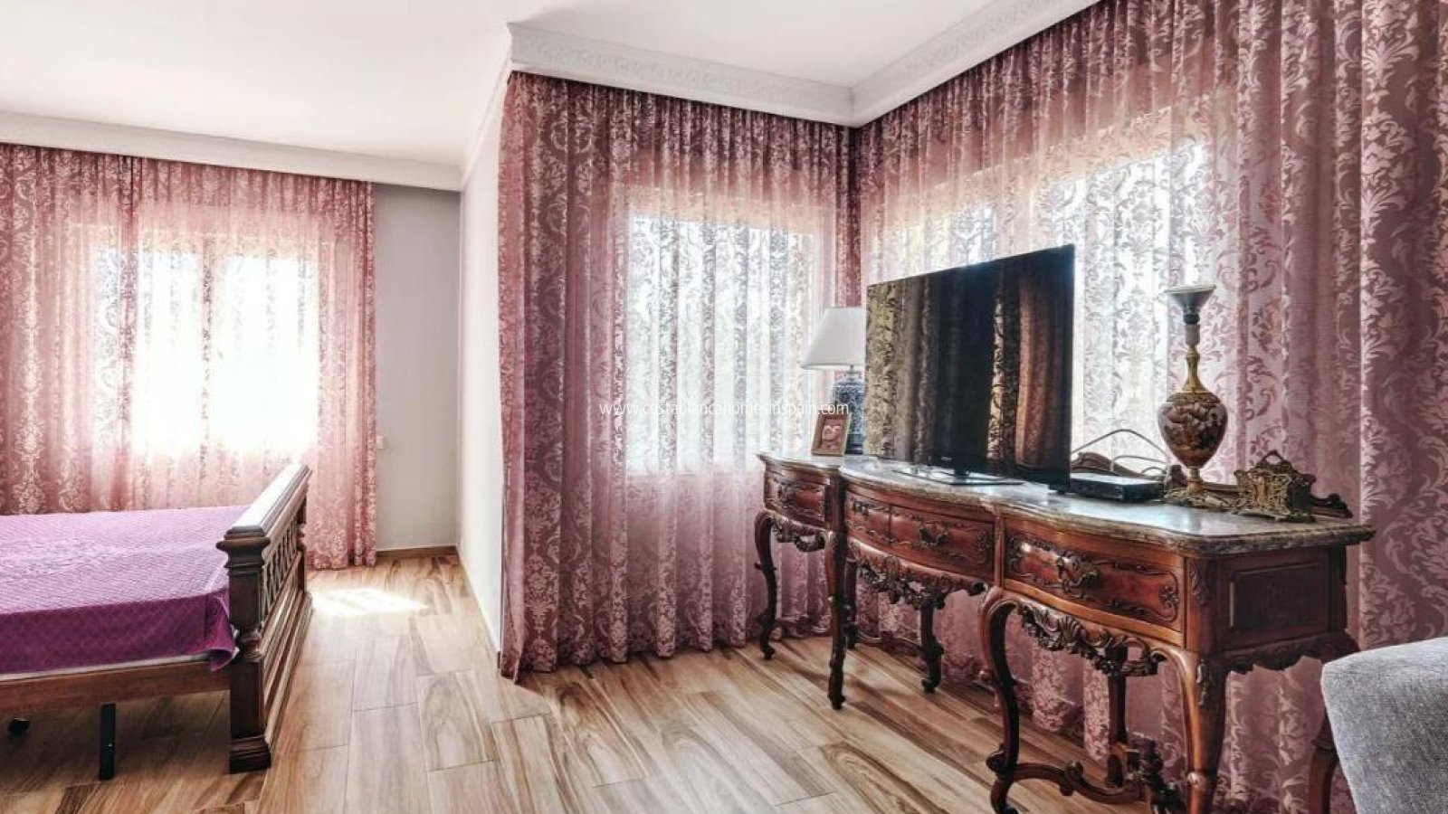 Sale - Detached Villa - Campoamor