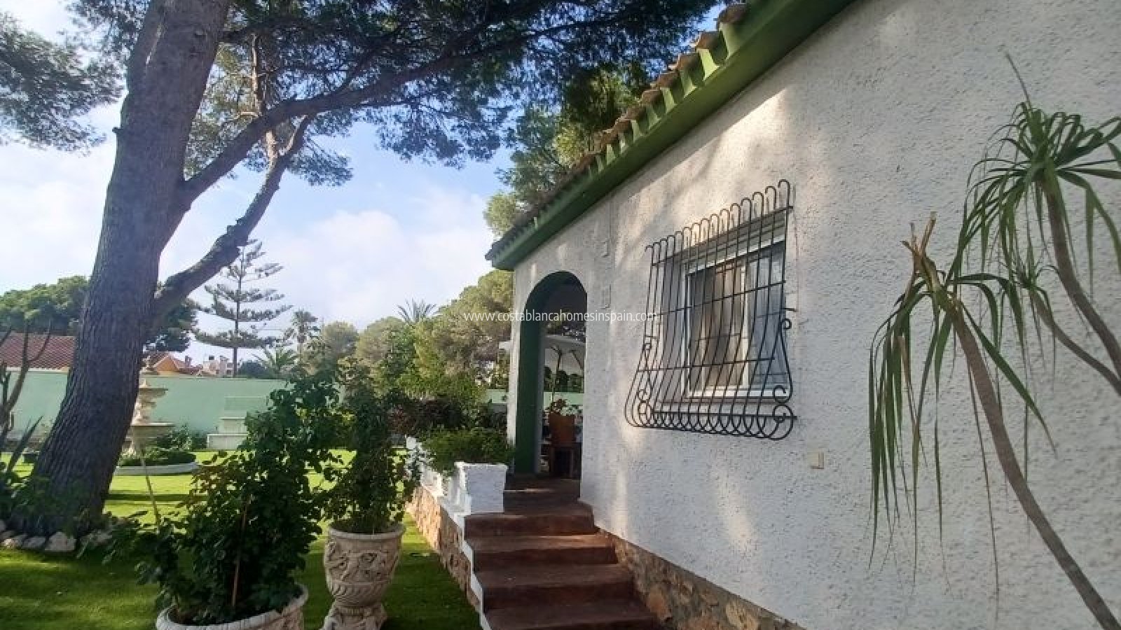 Sale - Detached Villa - Campoamor