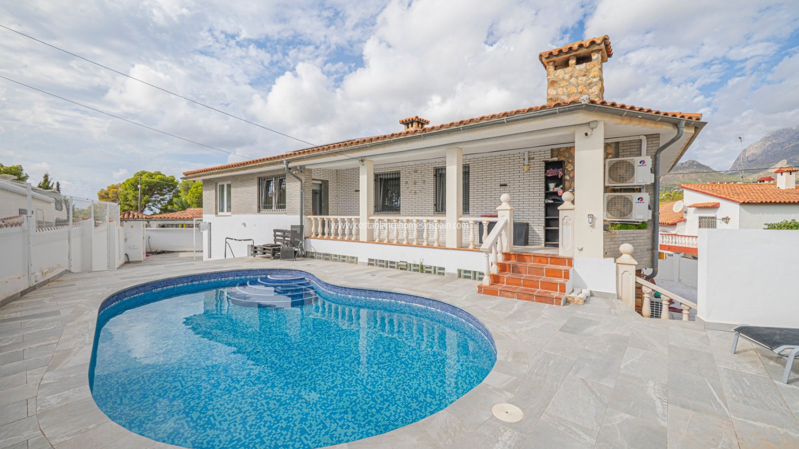 Sale - Detached Villa - La Nucia - Panorama