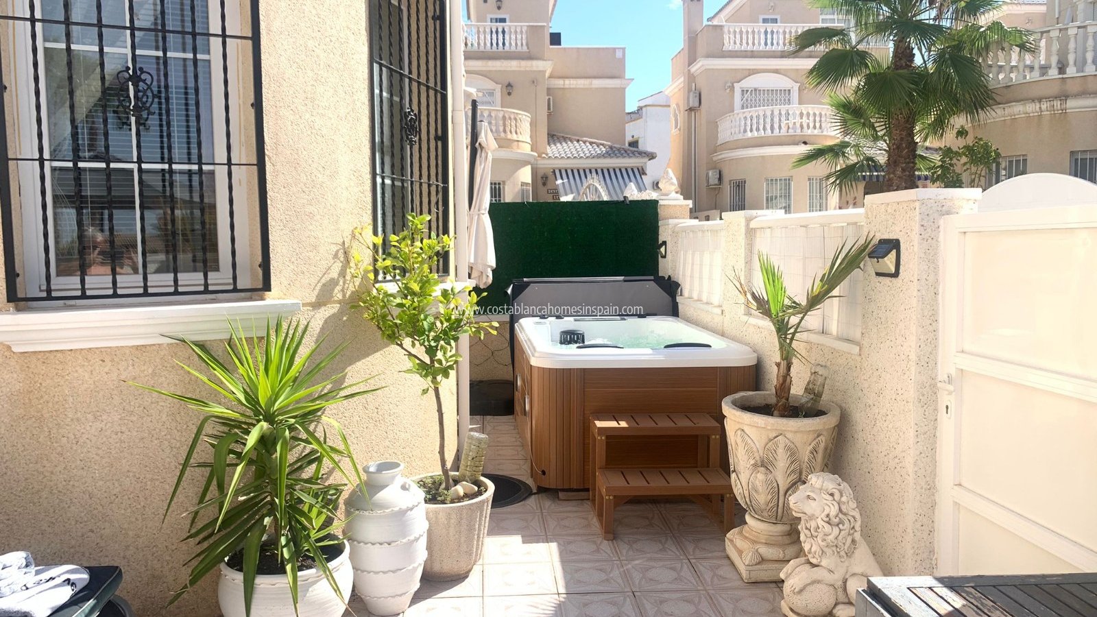 Sale - Detached Villa - Los Altos