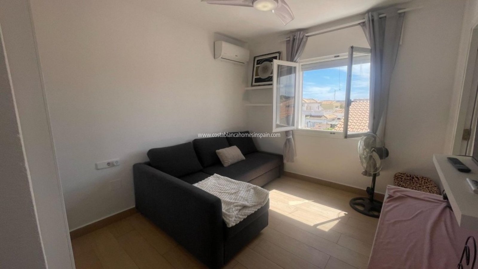 Sale - Detached Villa - Playa Flamenca - Costa Blanca South