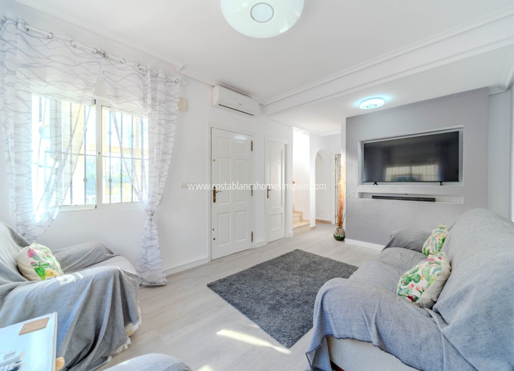 Sale - Detached Villa - Playa Flamenca - Orihuela Costa