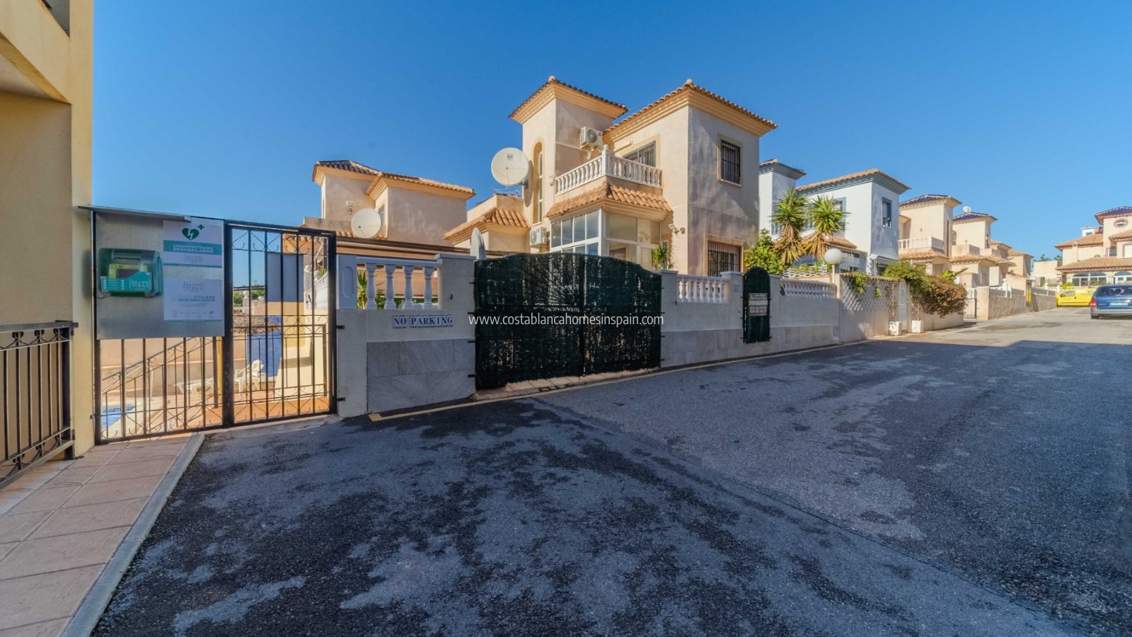 Sale - Detached Villa - Playa Flamenca - Orihuela Costa